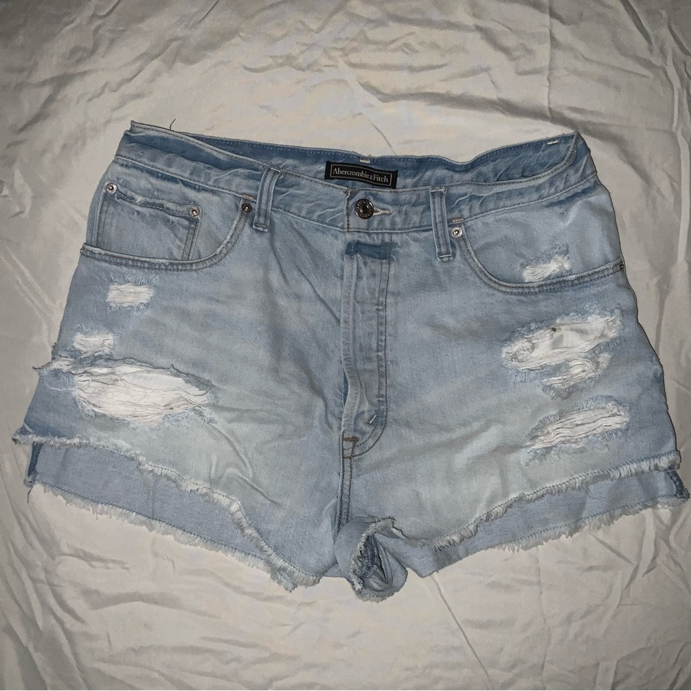 Abercrombie distressed short shorts